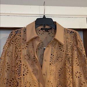 Boston Proper Camel Lace/Eyelet  Button-Up long sleeve blouse with camisole